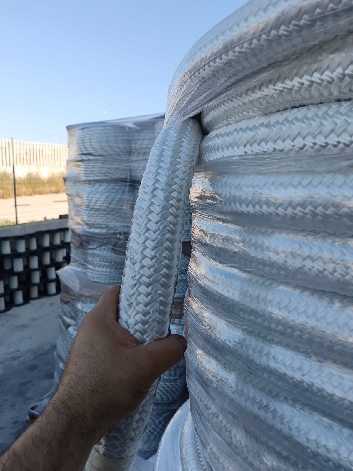 Polysteel ad alta tenacità